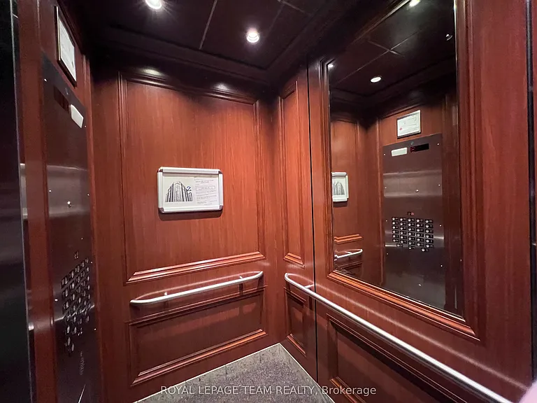234 Rideau St #1007 — Photo 5
