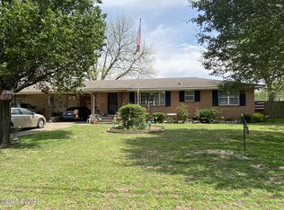 604 S Main St, Ridgely, TN 38080