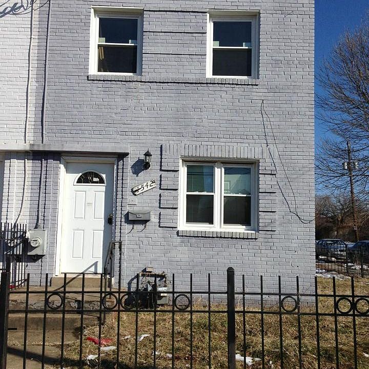 Exterior (Front)