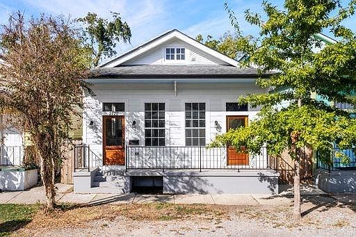 1st image of 2720 Valence St