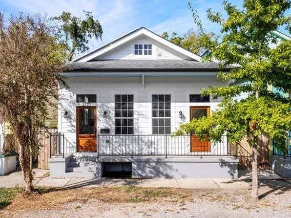 2720 Valence St, New Orleans, LA 70115