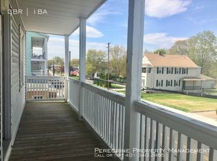 180 Railroad St #2, Manville, RI 02838