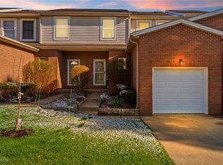 362 Lazzaro Blvd, Broadview Heights, OH 44147