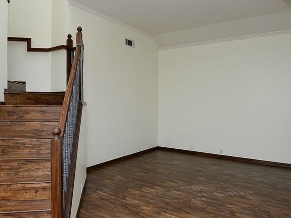 5th image of 6616 Candlecreek Ln
