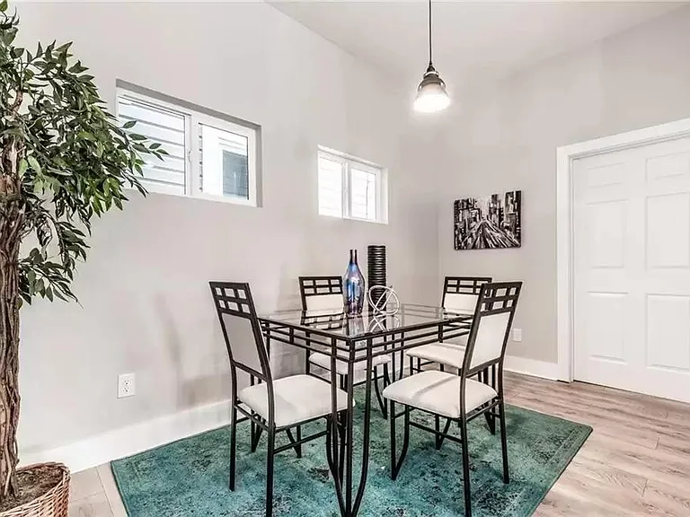 243 Terrace Ave — Photo 5