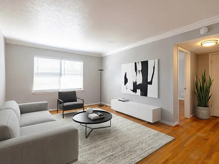 Peachtree Hills Court | Where Atlanta's Energy Meets Timeless Charm — Photo 103