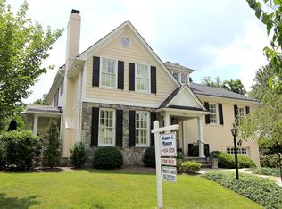 5611 Springfield Dr, Bethesda, MD 20816