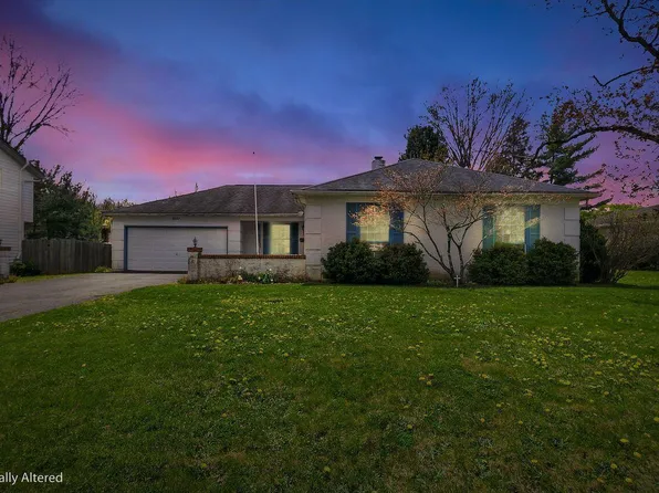 6881 Roundelay Rd N, Reynoldsburg, OH 43068