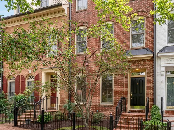 418 Cook St, Alexandria, VA 22314