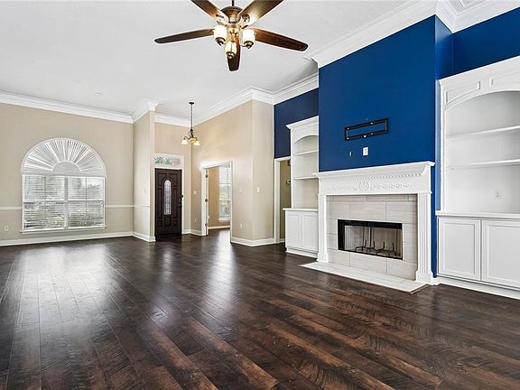 2nd image of 1057 Forest Ridge Loop