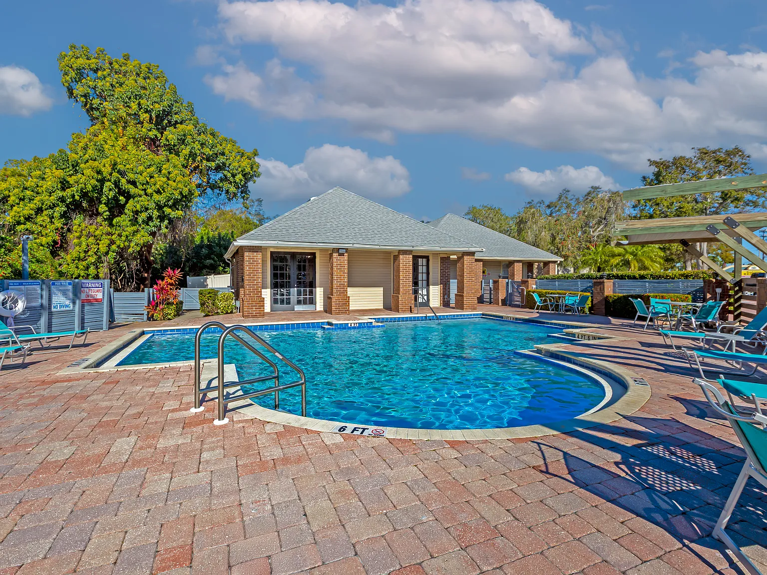 Bradenton Reserve — Photo 1