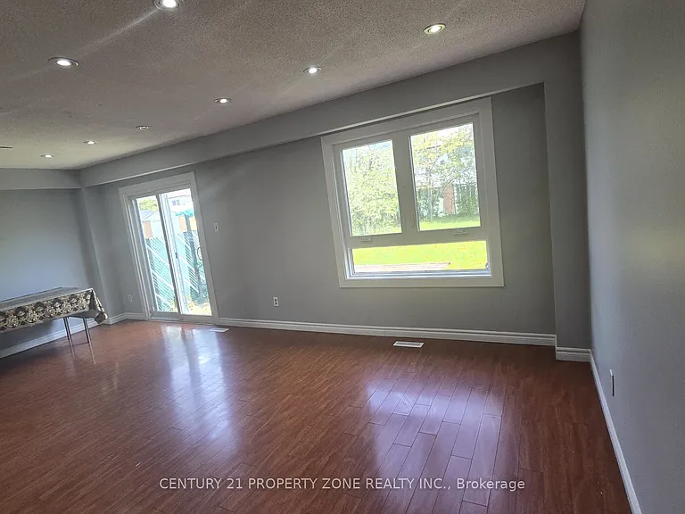 122 Kingswood Dr — Photo 13