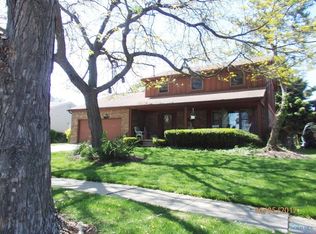 5927 Water Point Ct, Toledo, OH 43611