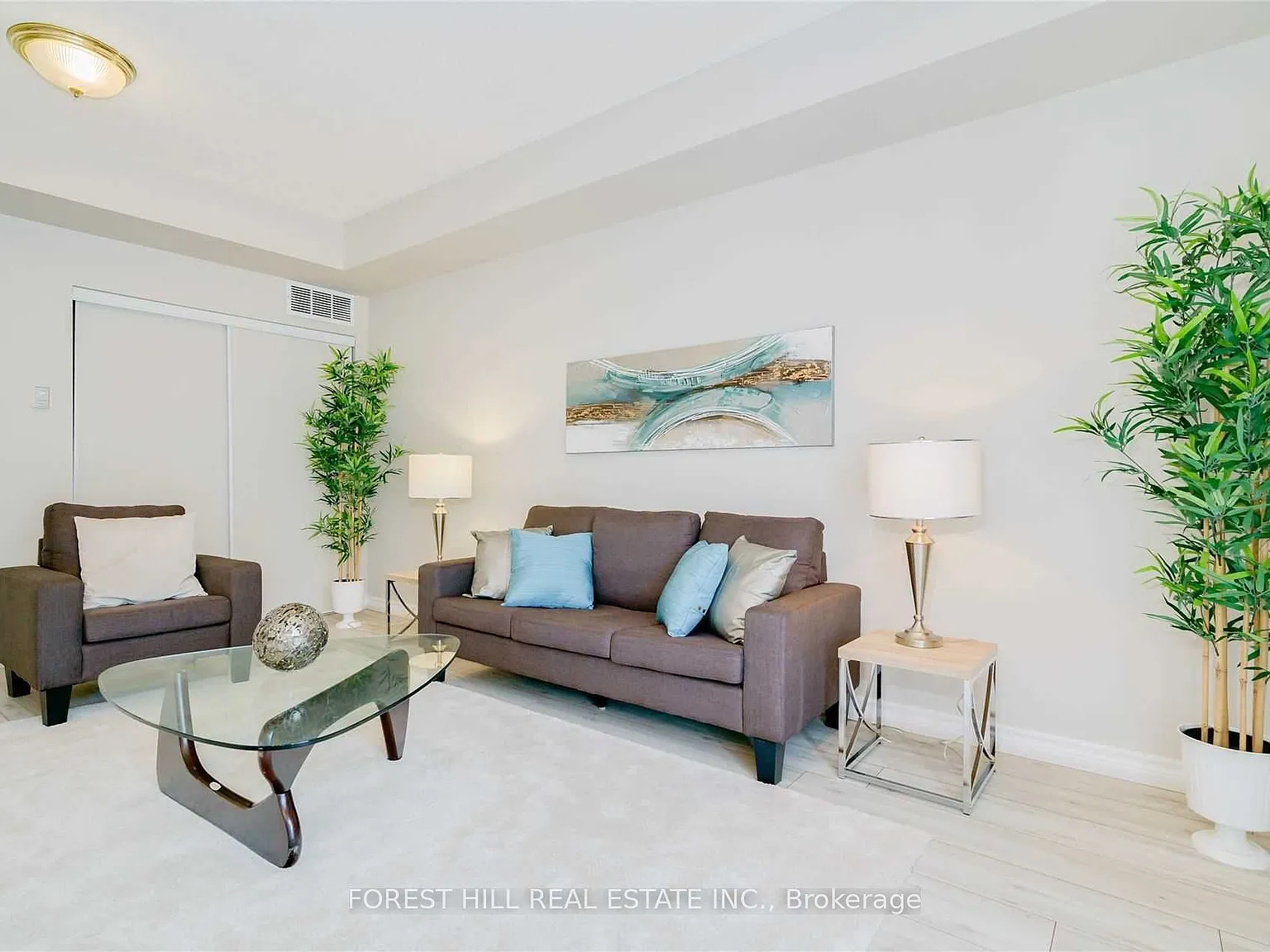 2 bed, $2,850 — Photo 2
