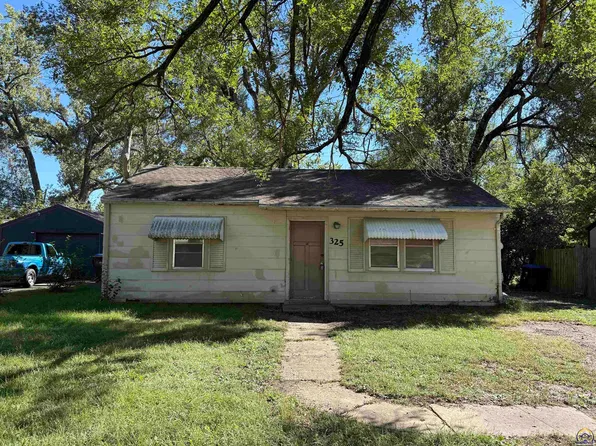 325 SE 36th St, Topeka, KS 66605