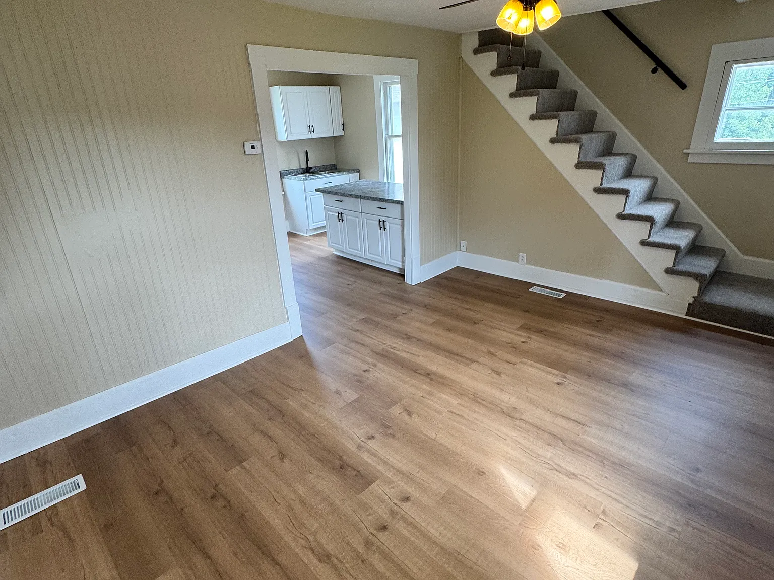 2 bed, 650 sqft, $850 — Photo 3