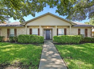 7652 La Verdura Dr, Dallas, TX 75248