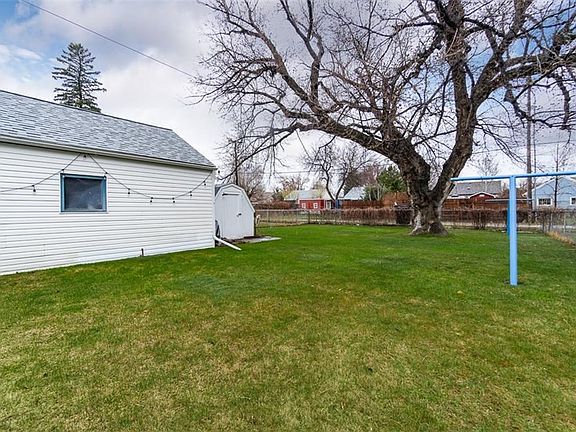 2nd image of 1411 Avenue B