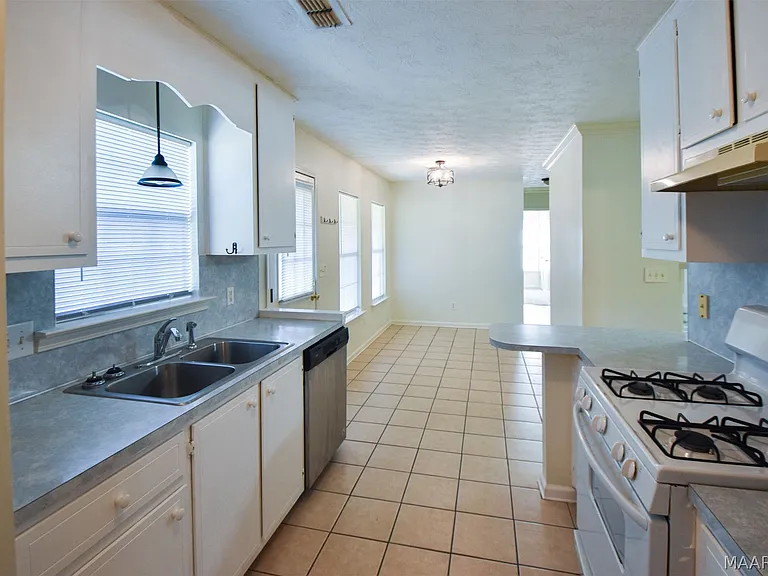 109 Mountain Laurel Rd — Photo 27