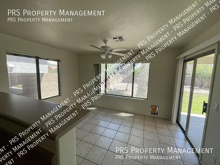 4725 E Goldfinch Gate Ln — Photo 6
