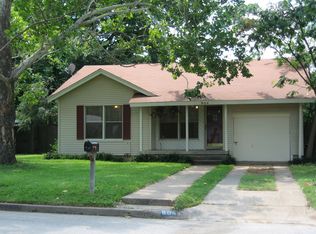 804 Web St, Arlington, TX 76011