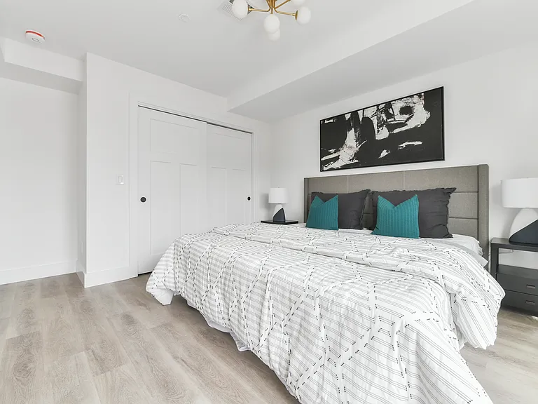 10 Geneva St #6 — Photo 11