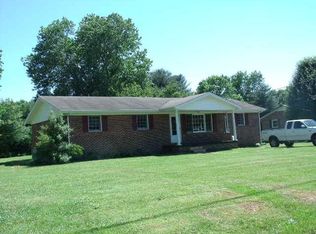 211 Hill St, Estill Springs, TN 37330