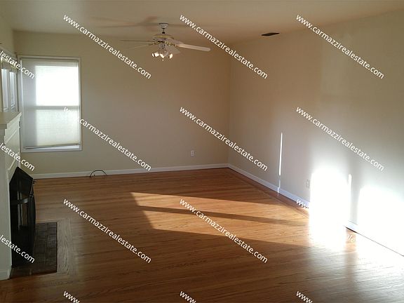 3rd image of 4936 23rd St