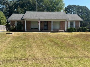 1420 Virginia Dr, Bolivar, TN 38008