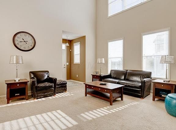 4th image of 4748 Clubpark Dr