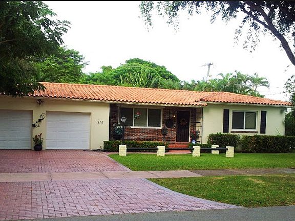 2nd image of 215 Camilo Ave