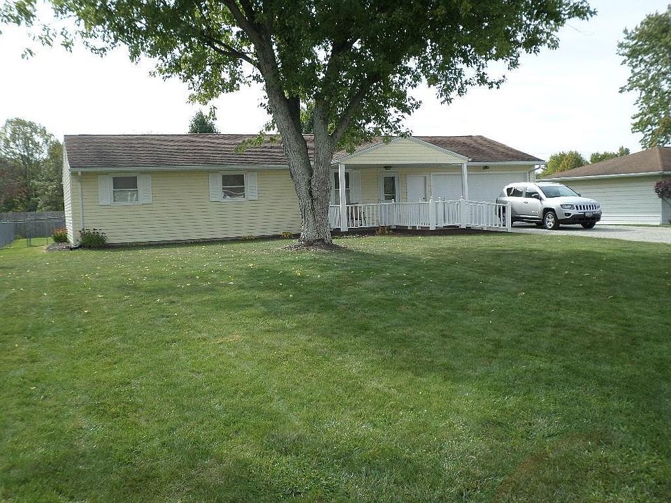 1st image of 2921 Lisa Dr