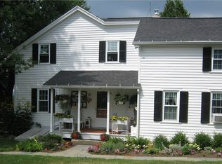 8 Bush Ln, Ithaca, NY 14850