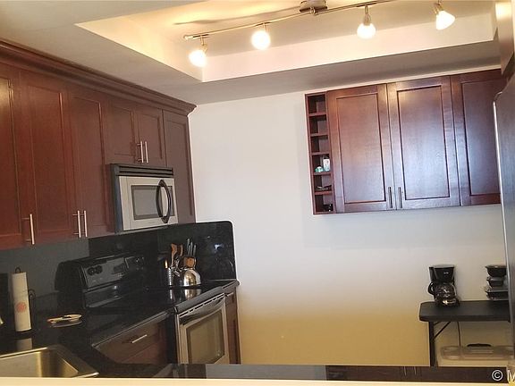 4th image of 2780 NE 183rd St APT 1803
