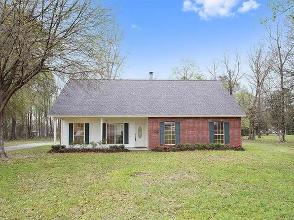 8345 Calmes Rd, Denham Springs, LA 70706