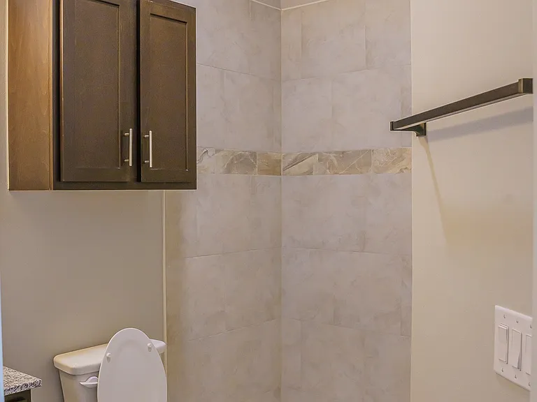 1005 Garfield Ave #C-13 — Photo 9