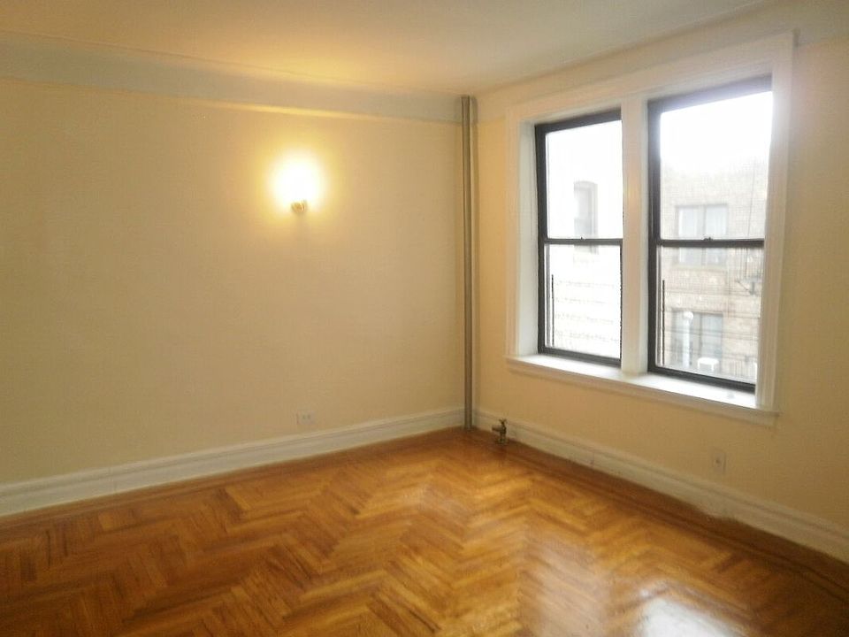 1st image of 31 E 31st St APT 4C