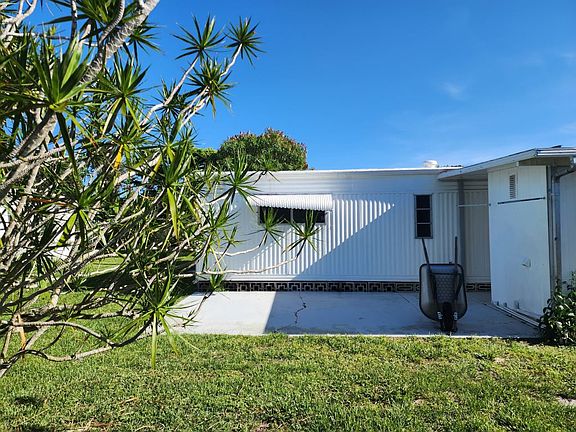 3rd image of 6334 Ficus Ln #410