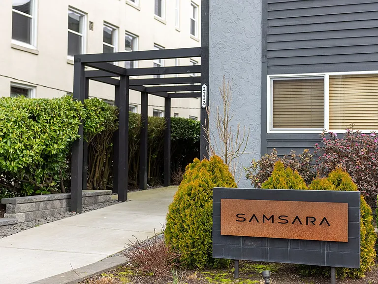 2132 California Ave SW — Photo 30