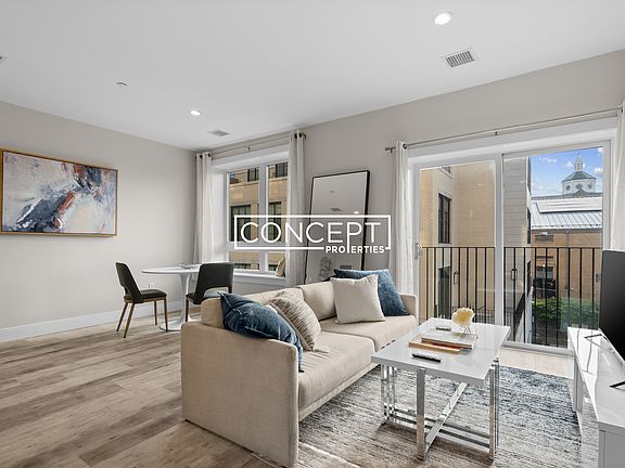 4th image of 1457 Tremont St #404