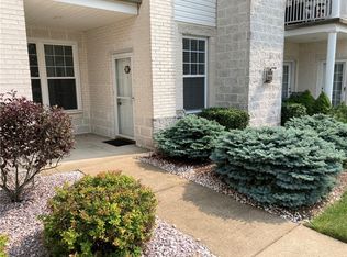 240 Adams Pointe Blvd UNIT 9, Mars, PA 16046