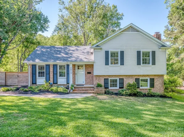 2819 Eastburn Rd, Charlotte, NC 28210