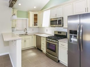 10 W 14th Rd, Broad Channel, NY 11693