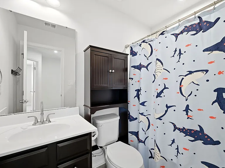 4435 Sunset Dr — Photo 32