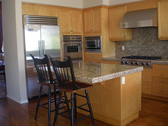 wonderful kitchen with Viking appliances and granite countertops