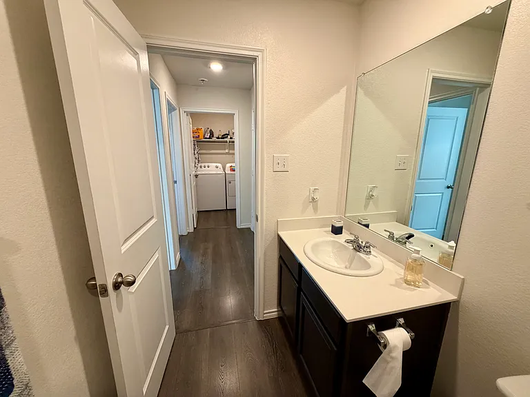 1408 Skyline Dr — Photo 22