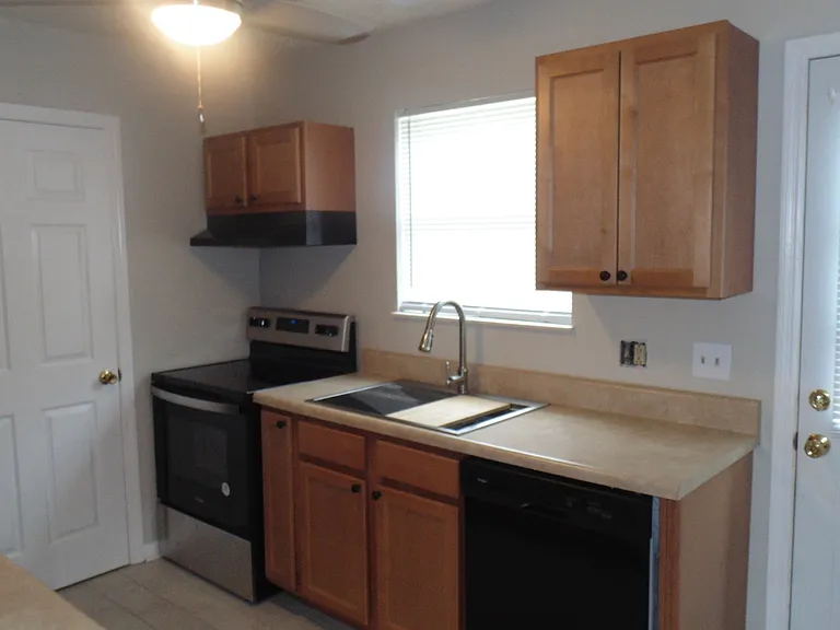 3059 Lee Hwy #1 — Photo 2