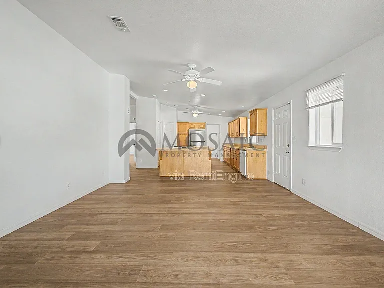 1625 S 74th St — Photo 16