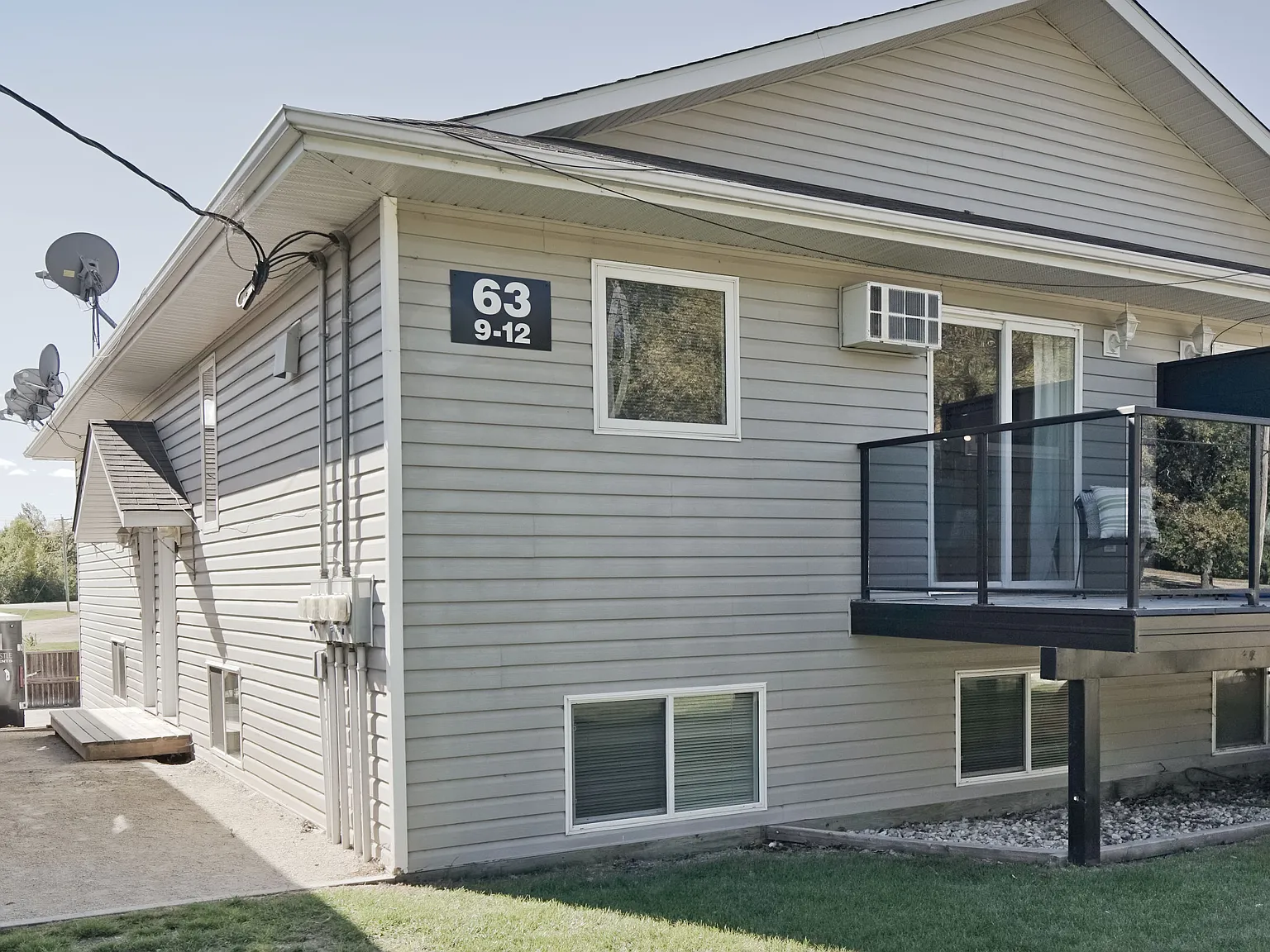 Oakdale Drive — Photo 2