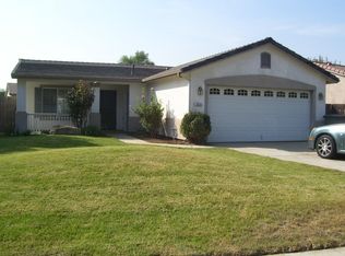 1825 E Country Ct, Visalia, CA 93292